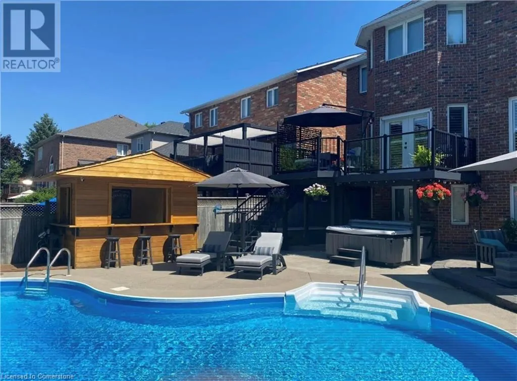 7 VOLTERRA Court