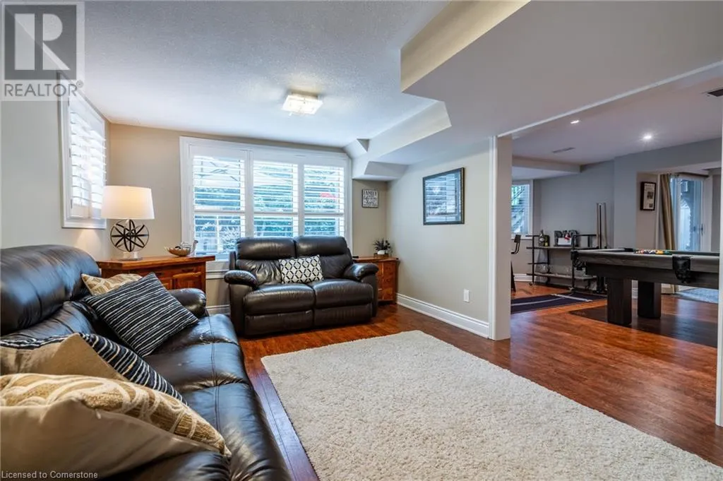 7 VOLTERRA Court