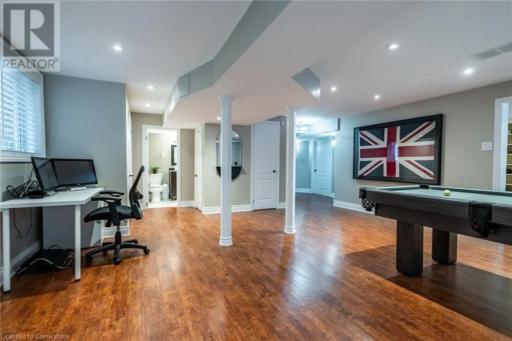7 VOLTERRA Court