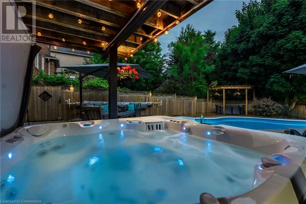 7 VOLTERRA Court