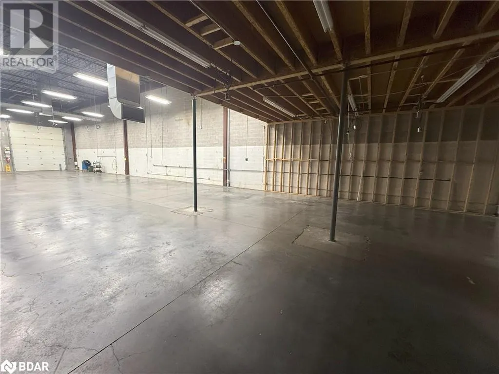 23 PROGRESS Drive Unit# 4, #4