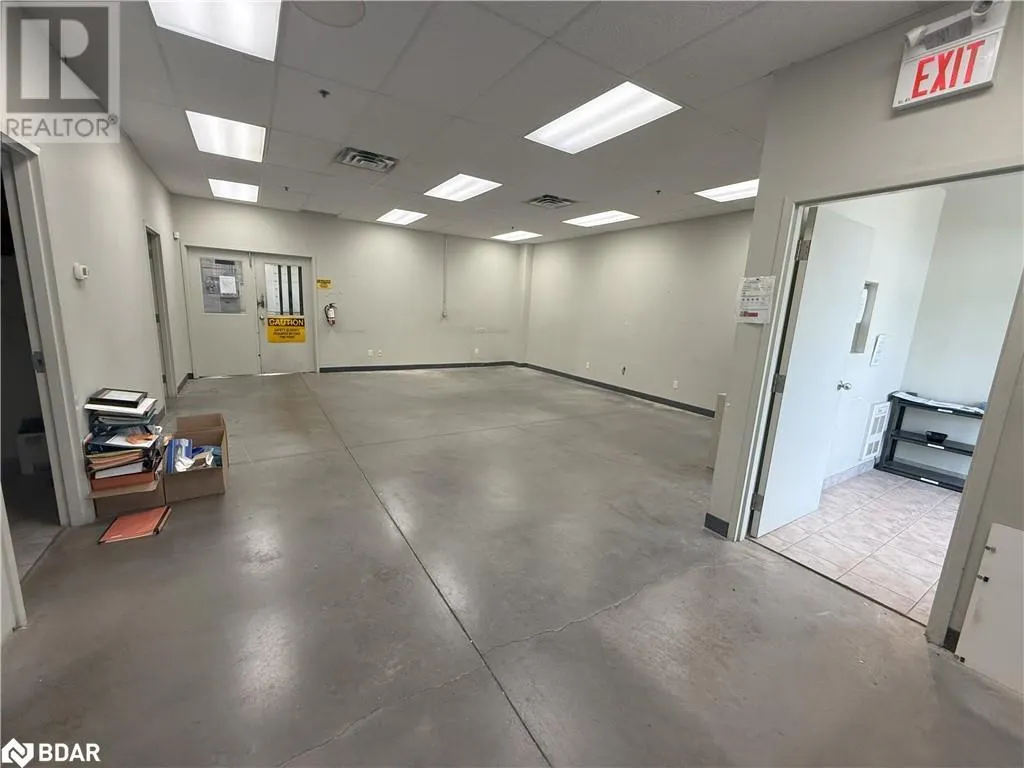 23 PROGRESS Drive Unit# 4, #4