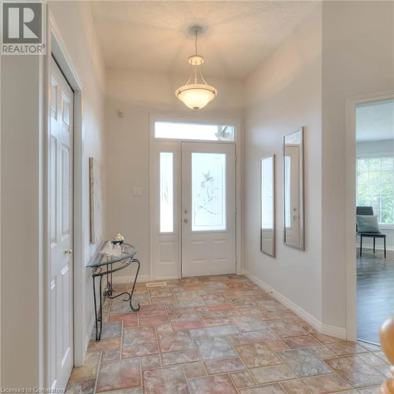 17 WOODS EDGE Court Unit# 165, #165