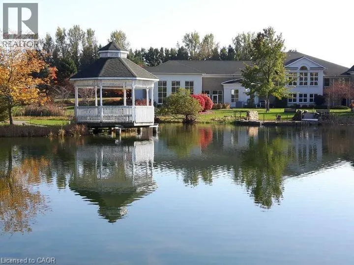 17 WOODS EDGE Court Unit# 165, #165