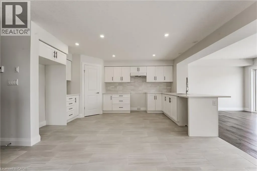 1501 DUNKIRK Avenue