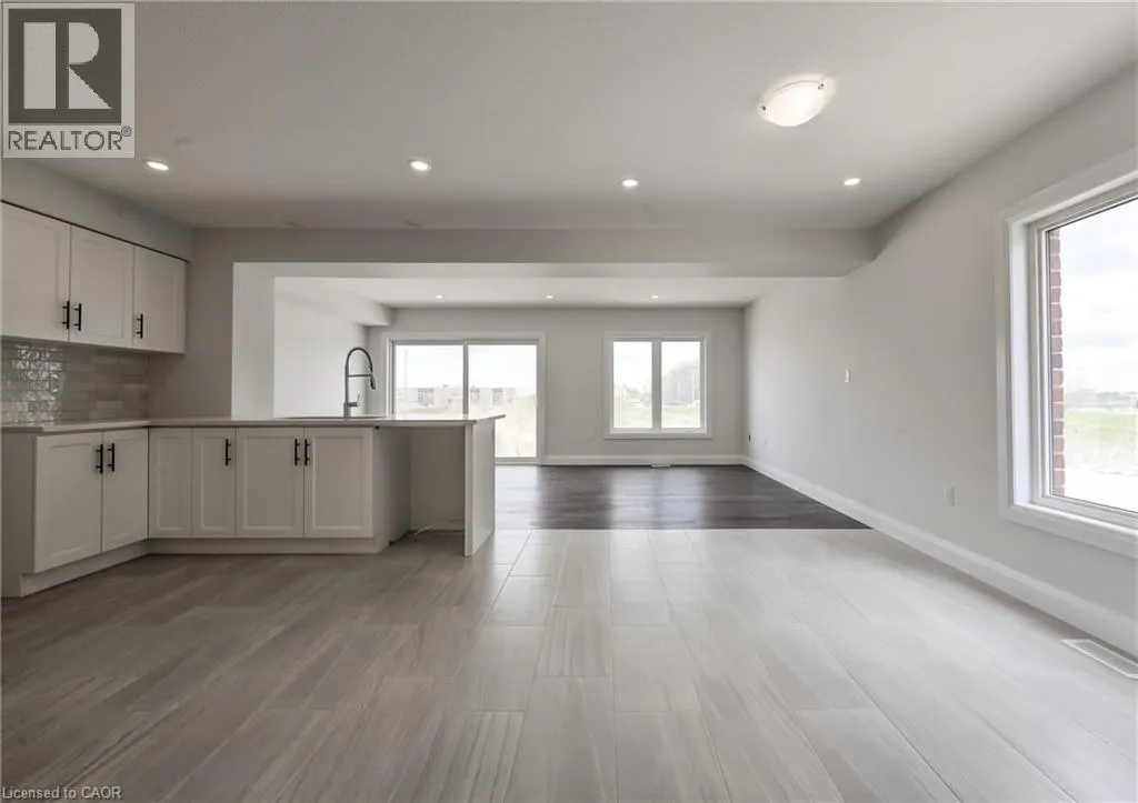 1501 DUNKIRK Avenue