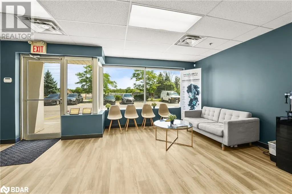 353 SAUNDERS ROAD Unit# 5, #5