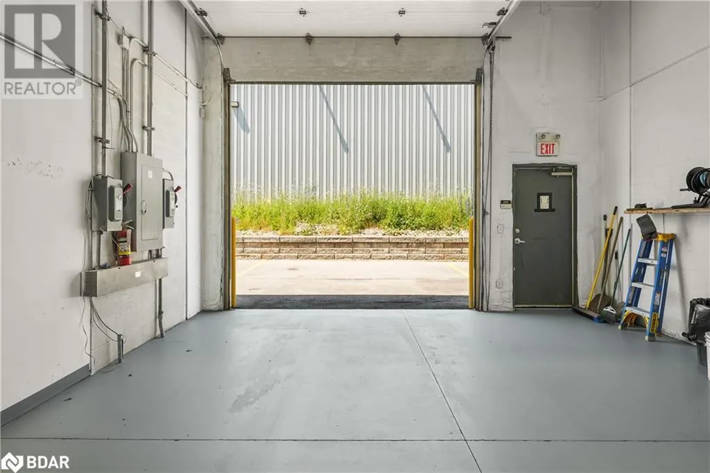 353 SAUNDERS ROAD Unit# 5, #5