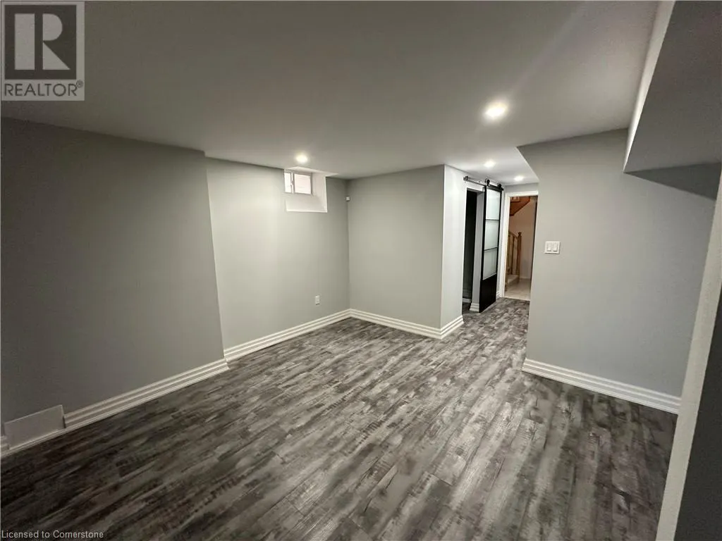 18 ANGELA Crescent