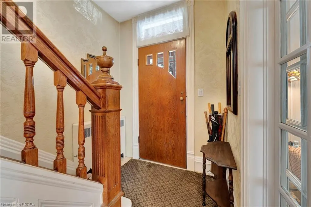 96 WALNUT Street