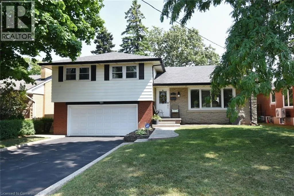 33 BURWELL Avenue