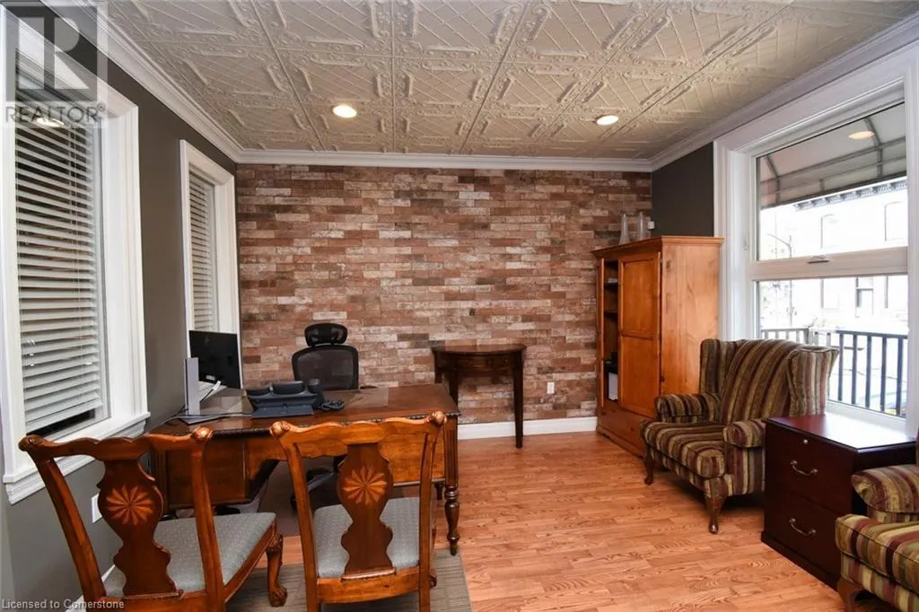 5 CROSS Street