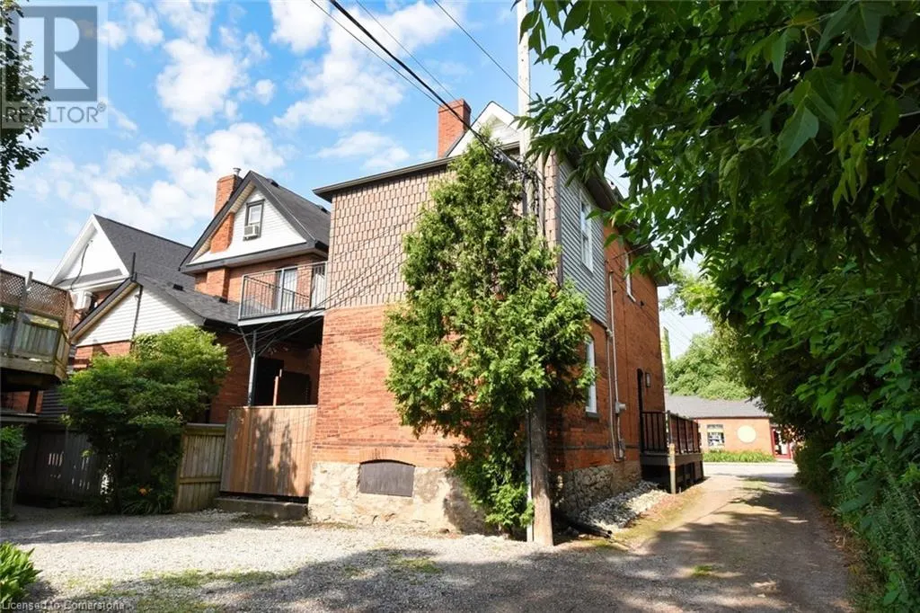 5 CROSS Street