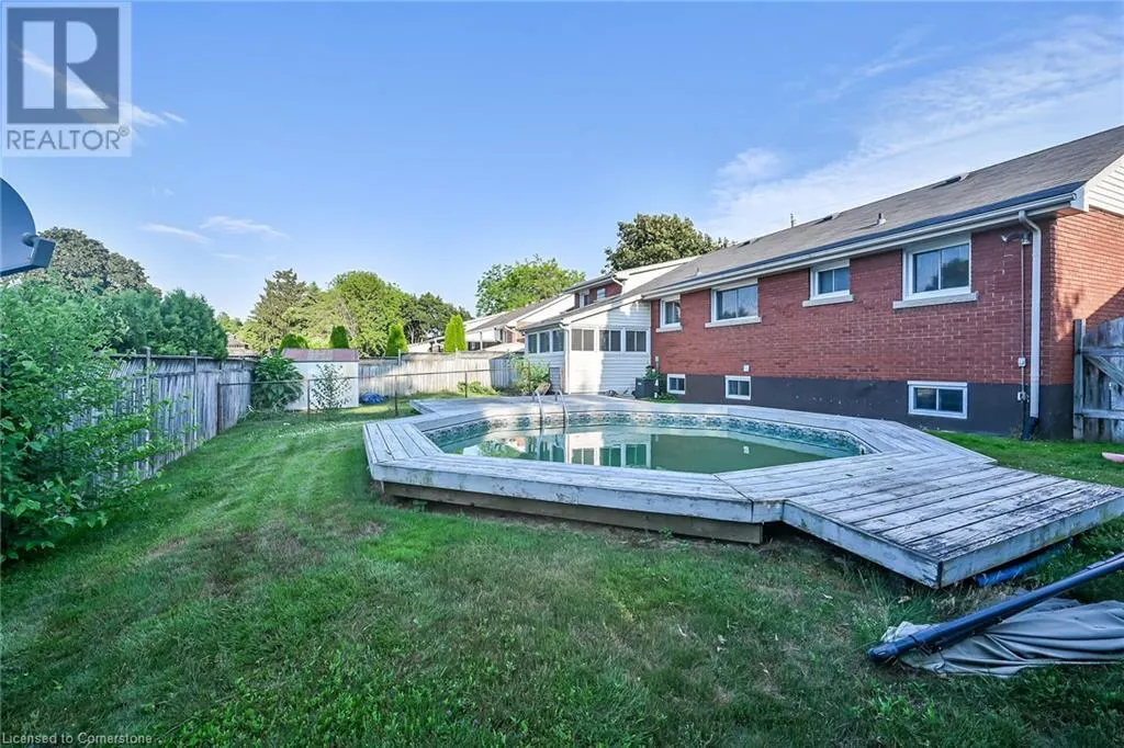 17 BRIERWOOD Avenue