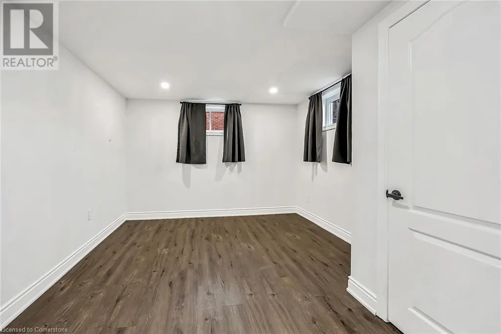 17 BRIERWOOD Avenue