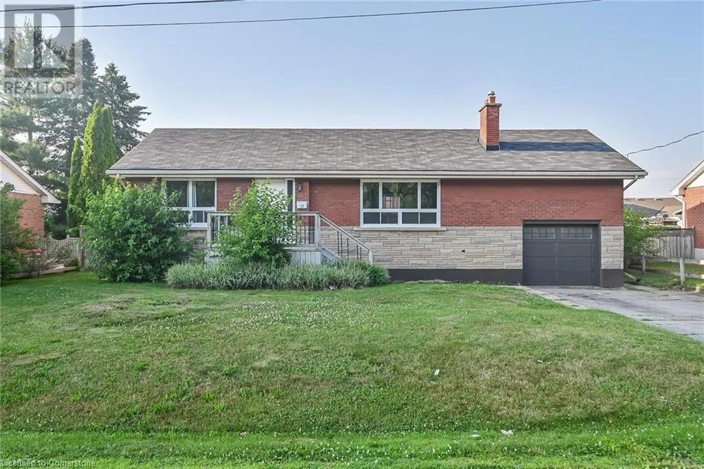 17 BRIERWOOD Avenue