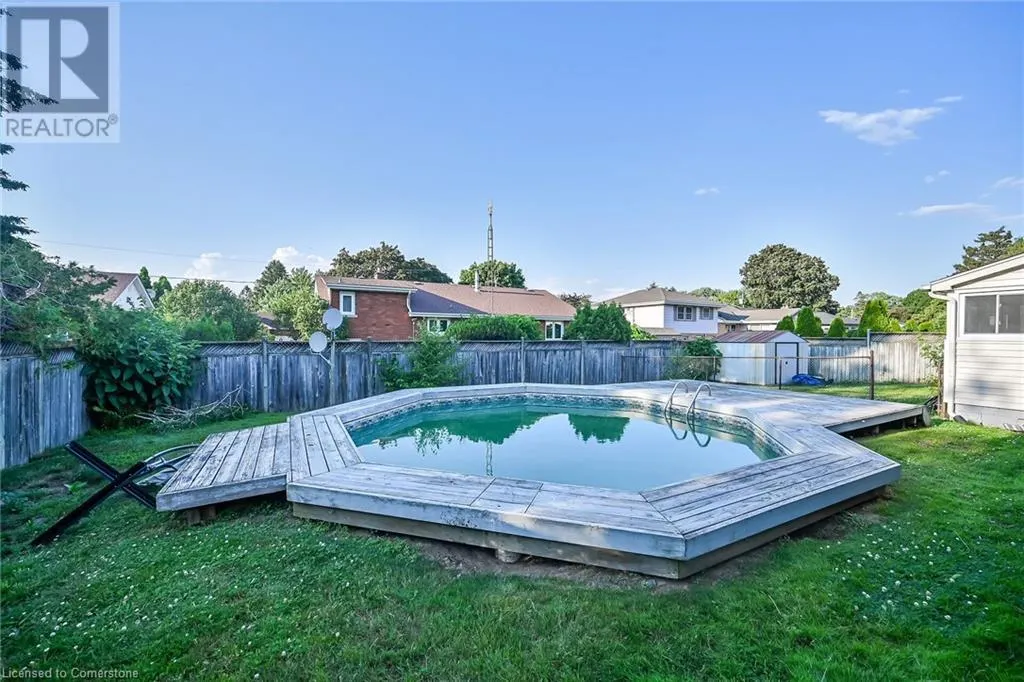 17 BRIERWOOD Avenue