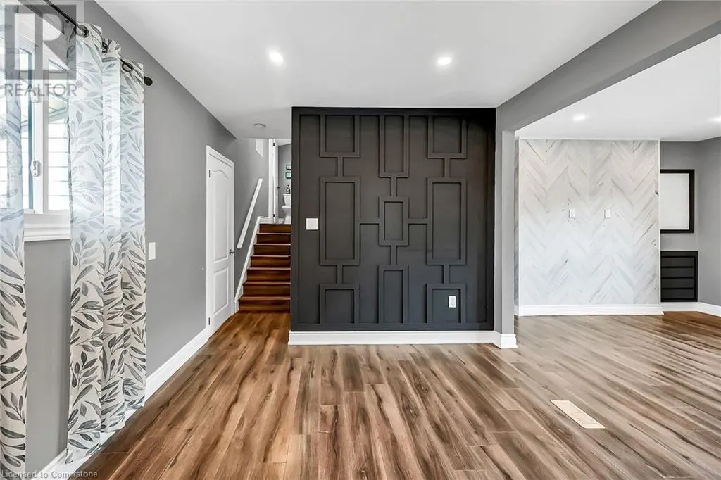 17 BRIERWOOD Avenue