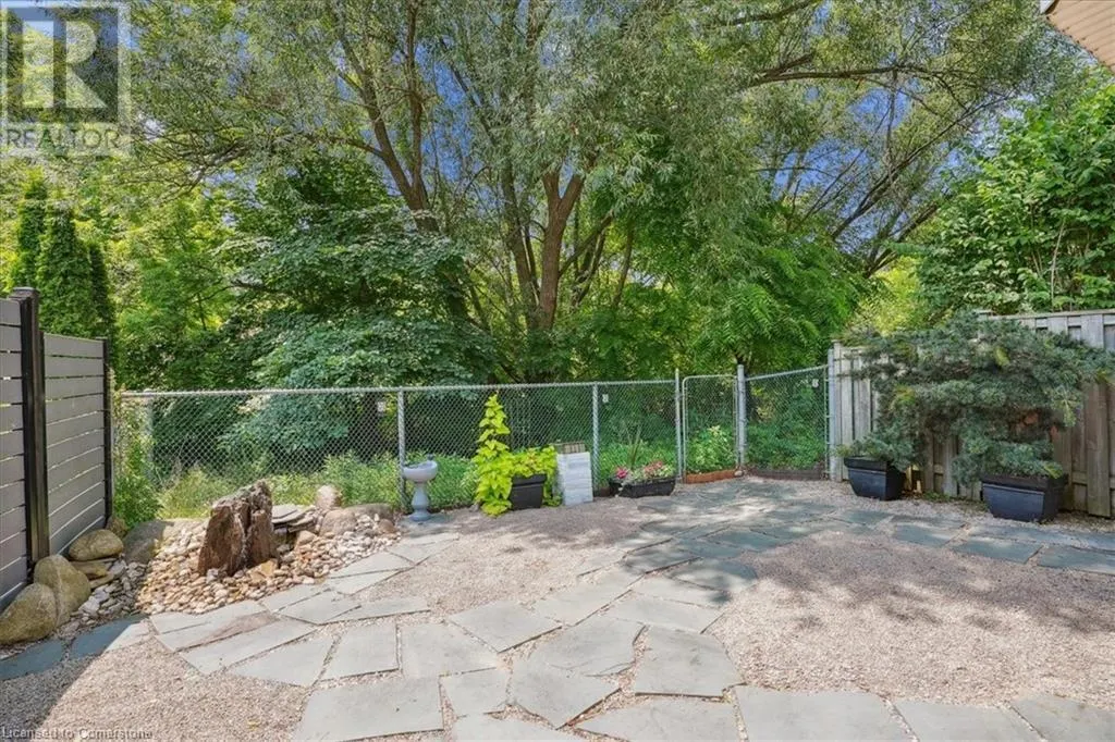 31 MORRISON Crescent