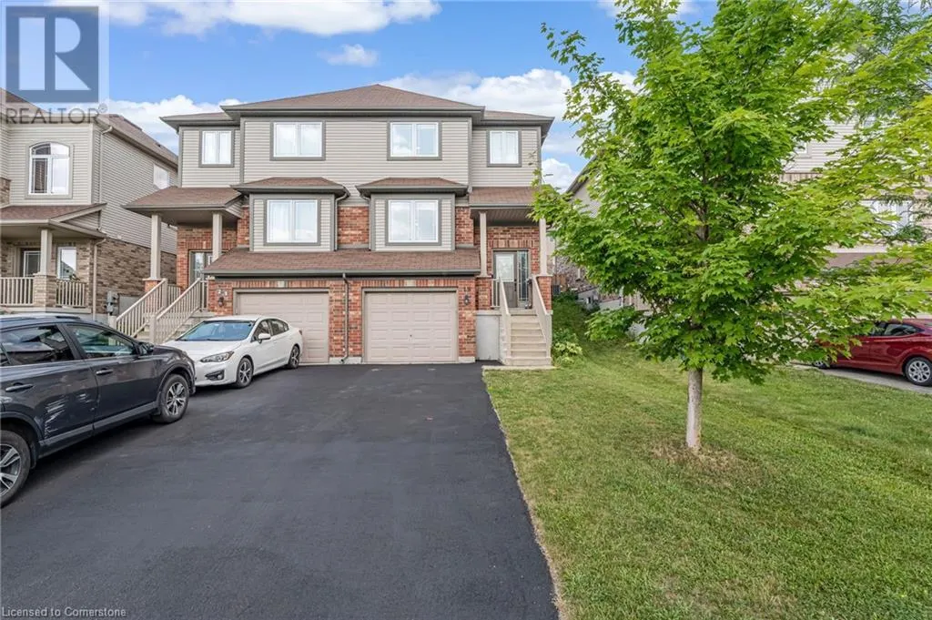 19 OAKES Crescent