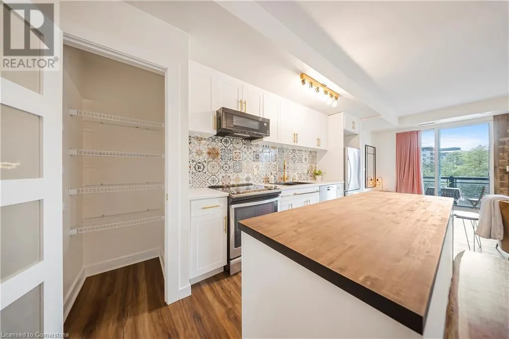 168 SABINA Drive Unit# 214, #214