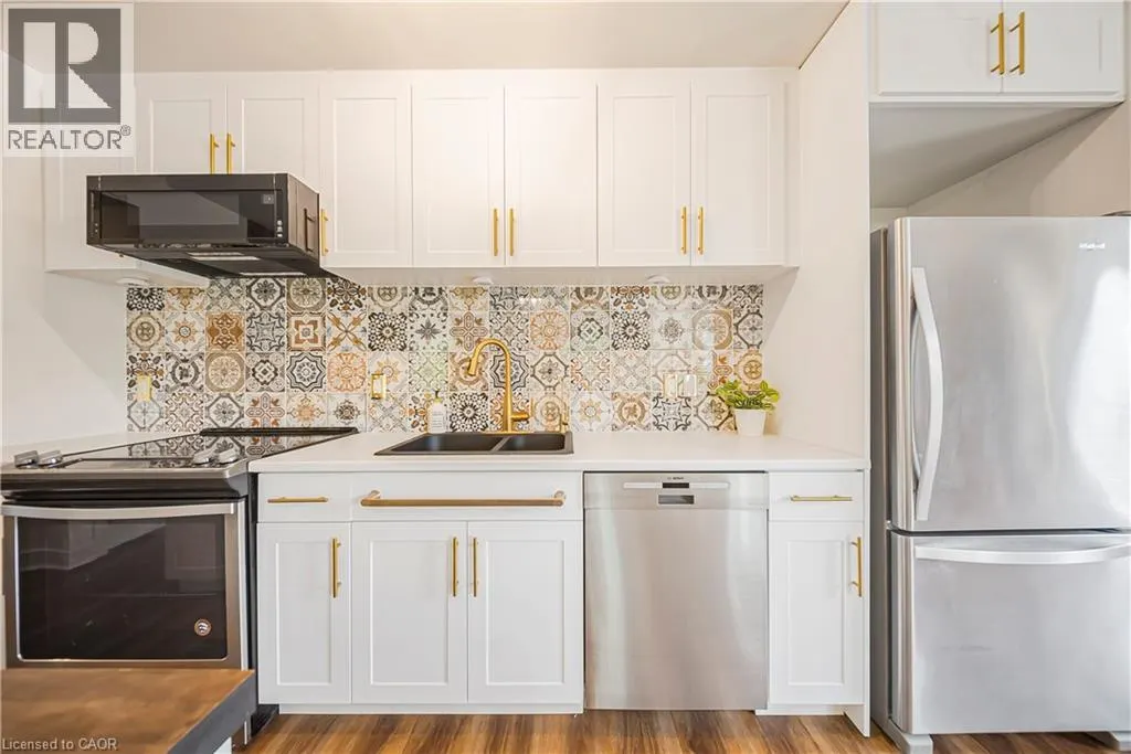 168 SABINA Drive Unit# 214, #214