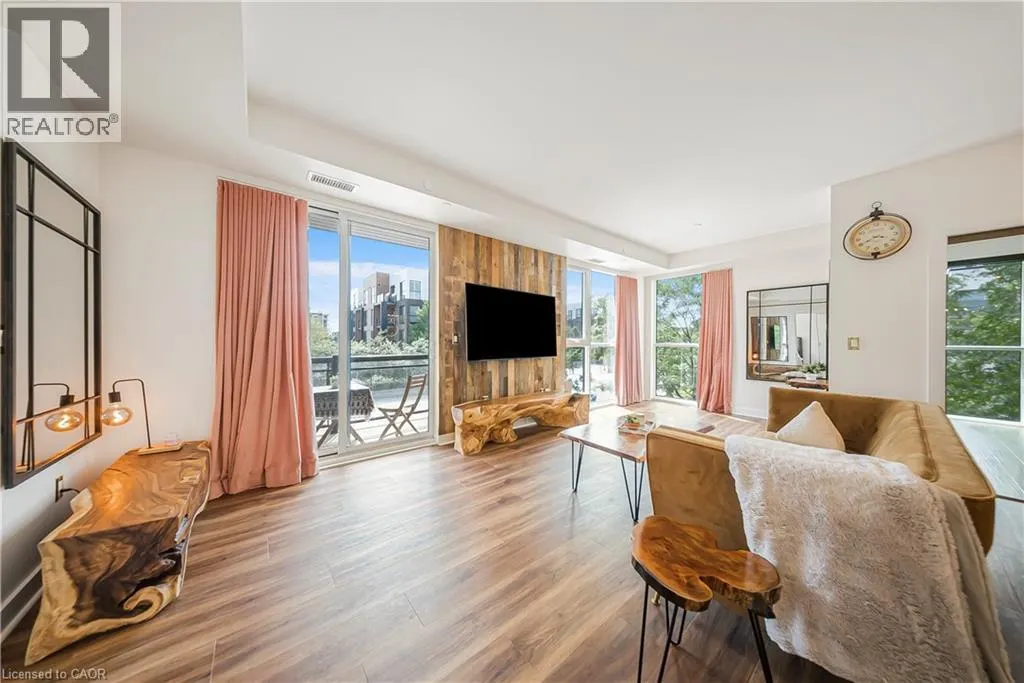 168 SABINA Drive Unit# 214, #214