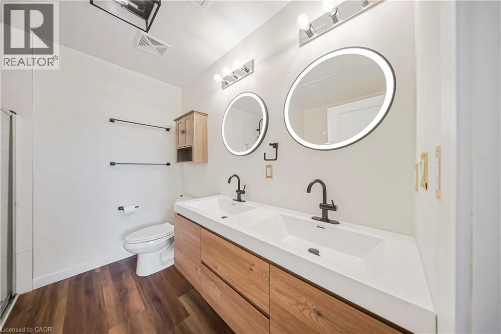 168 SABINA Drive Unit# 214, #214