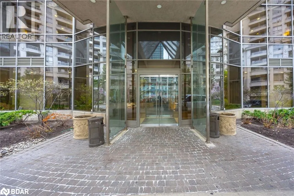3880 DUKE OF YORK Boulevard Unit# 1202, #1202