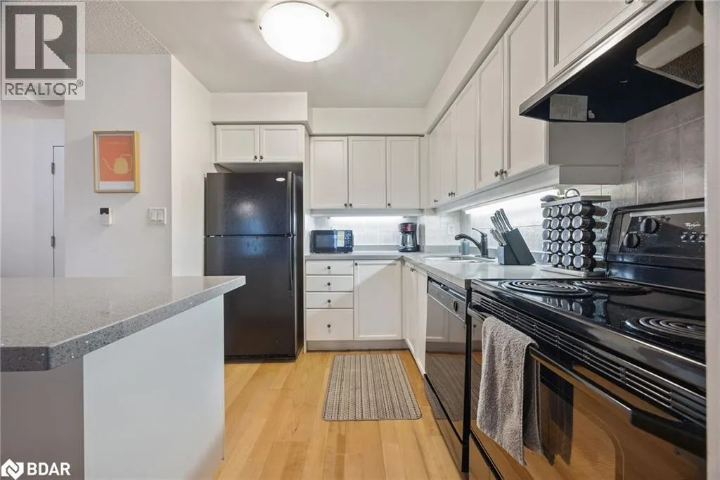 3880 DUKE OF YORK Boulevard Unit# 1202, #1202