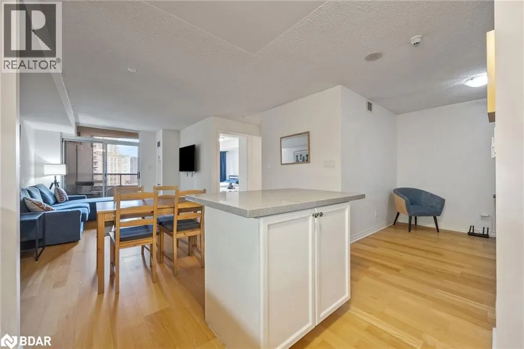 3880 DUKE OF YORK Boulevard Unit# 1202, #1202