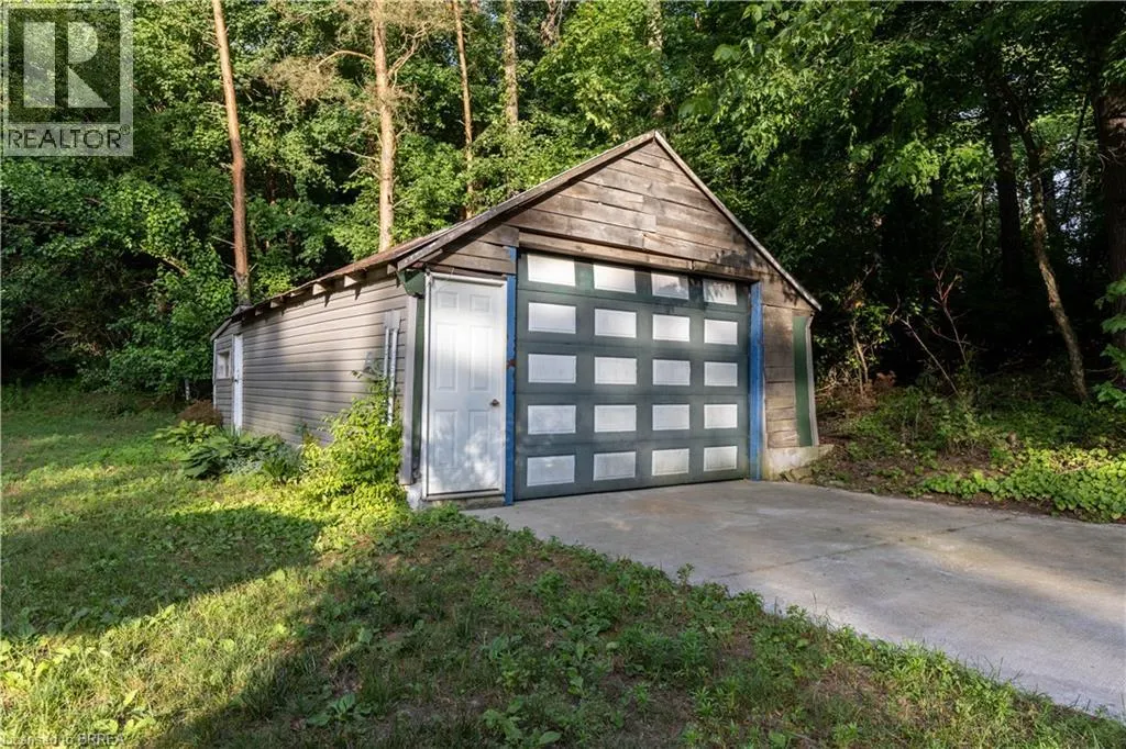 2328 NIXON Road