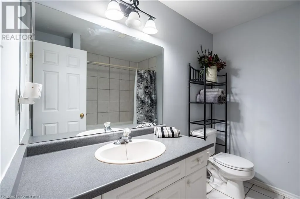 19 HANLON Place Unit# 3, #3