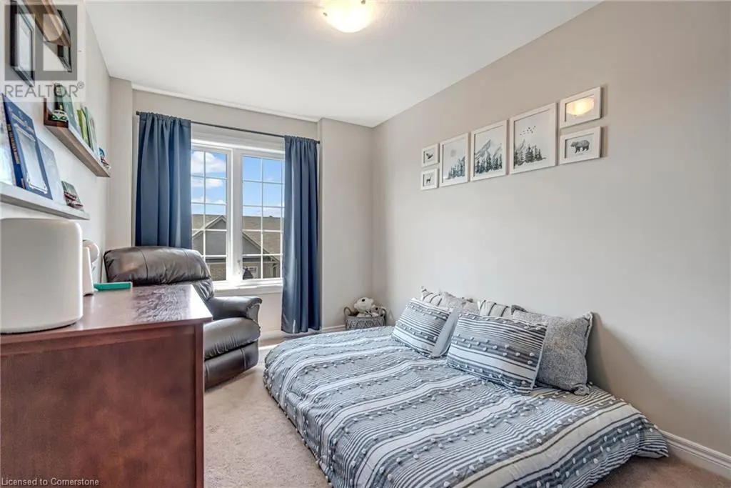 215 DUNDAS Street E Unit# 27, #27