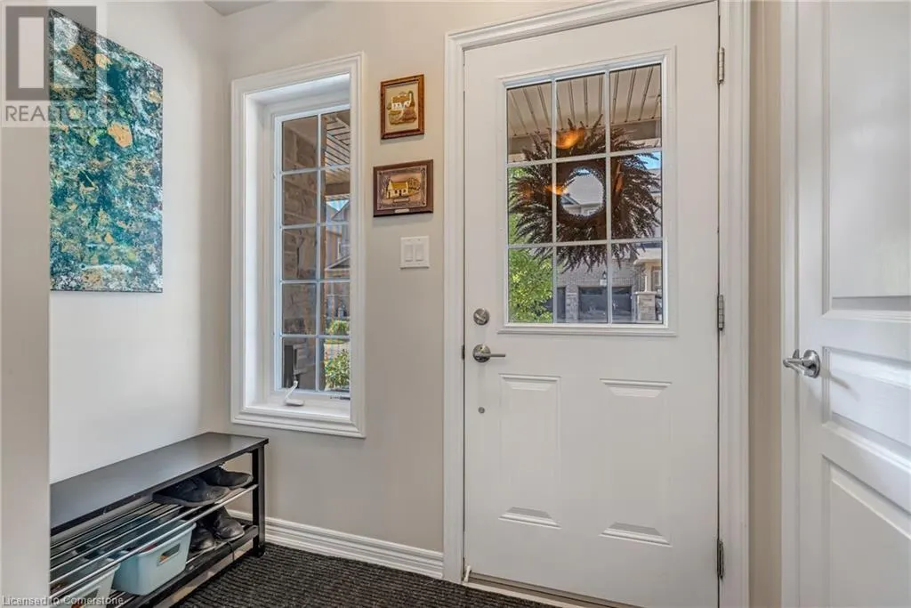 215 DUNDAS Street E Unit# 27, #27