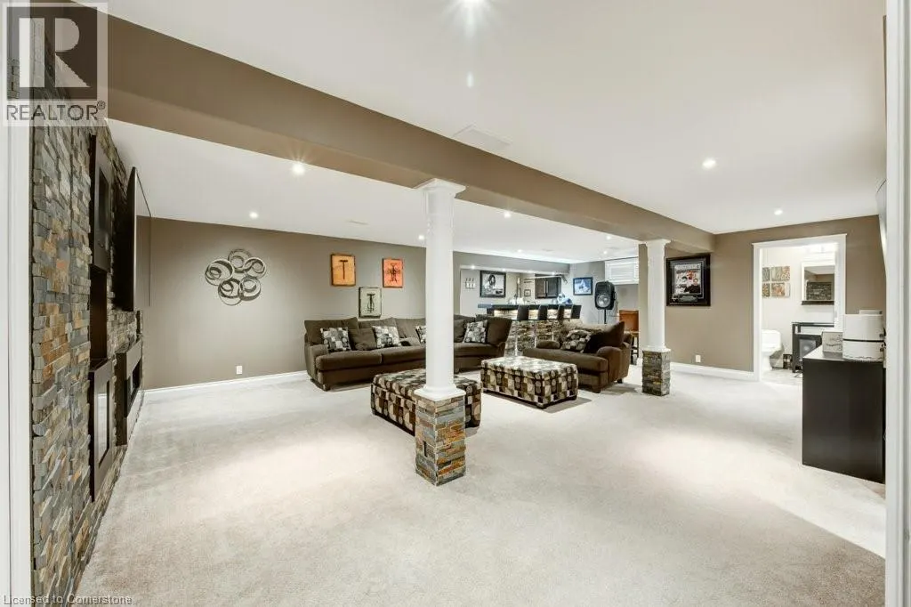 7 BURNSIDE Drive