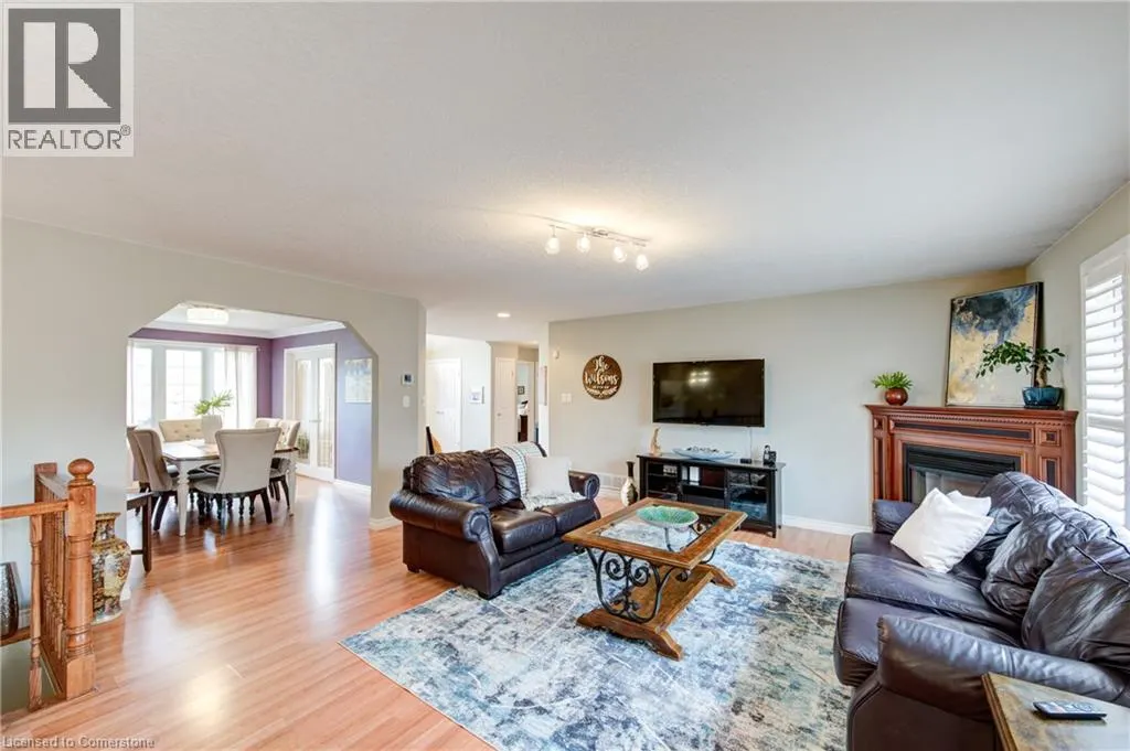 7 BURNSIDE Drive