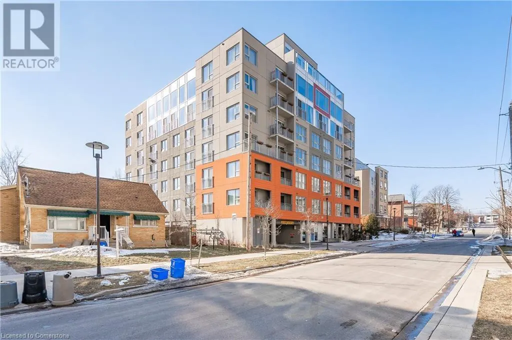 321 SPRUCE Street S Unit# 207, #207