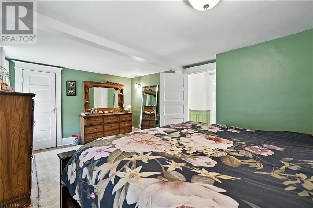 16 LOCUST Street