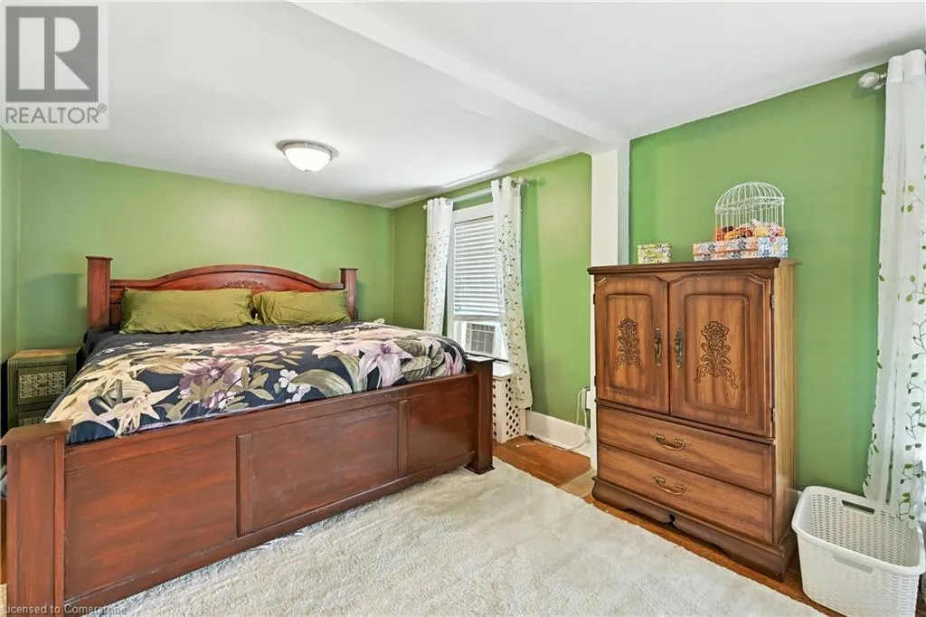 16 LOCUST Street