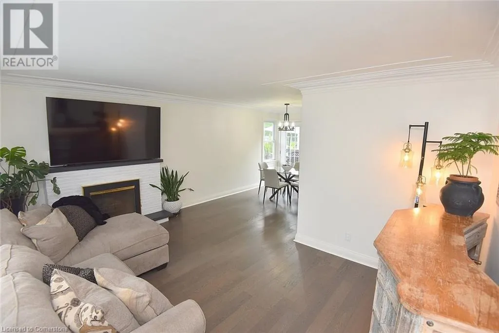 45 DUNKIRK Drive