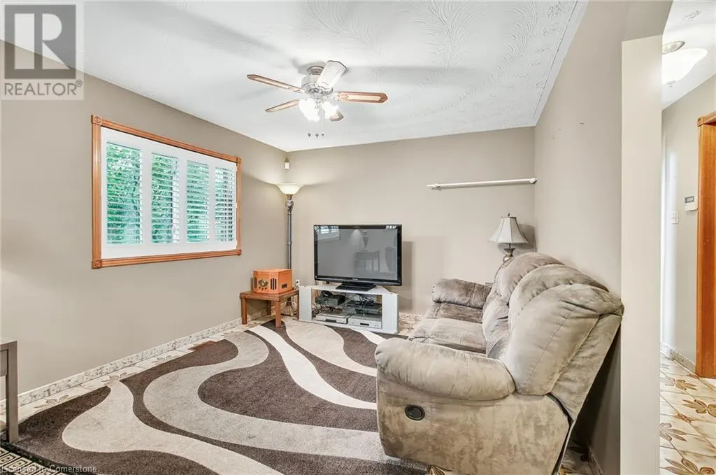 75 PRESIDENT Drive