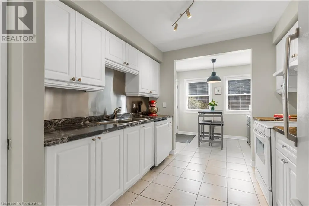 1310 HAMPTON Street Unit# 19, #19