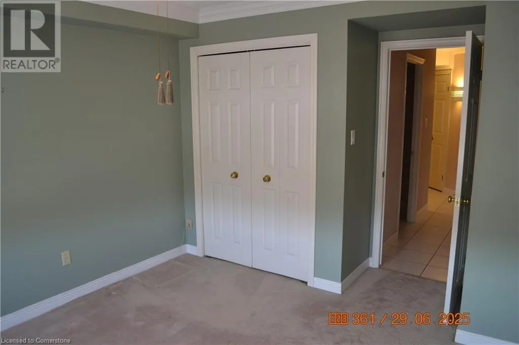 8 VILLAGE GREEN Boulevard Unit# 811, #811