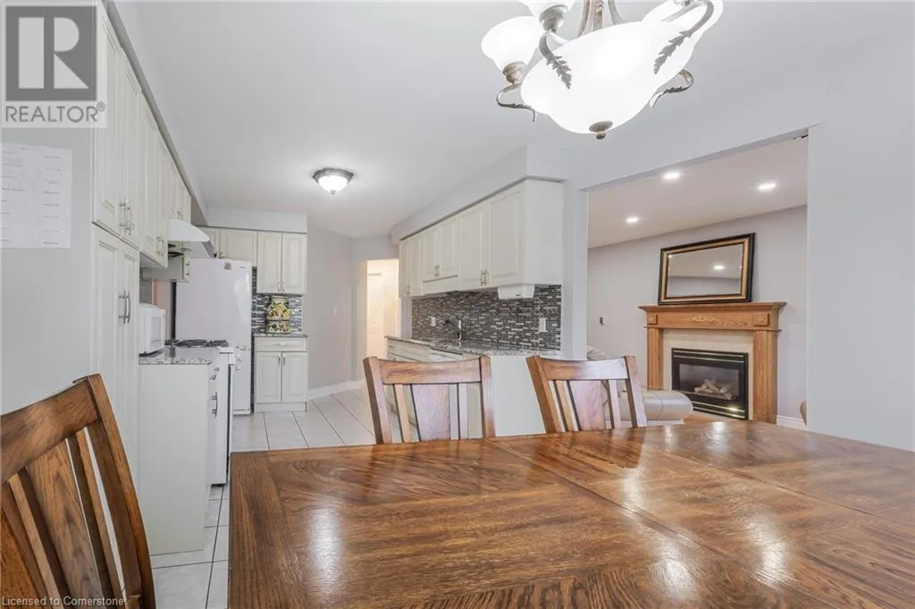 42 HILLGARDEN Drive