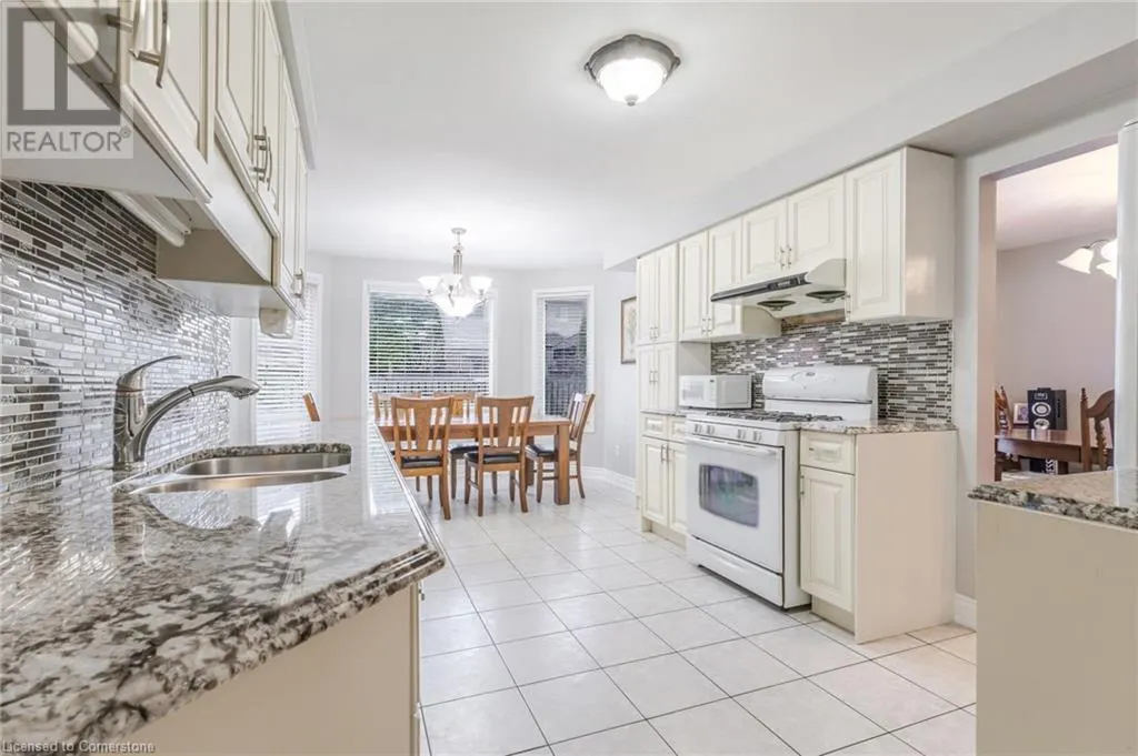 42 HILLGARDEN Drive