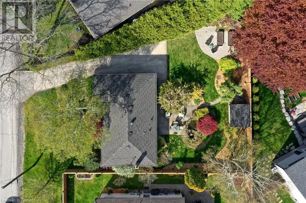 811 TEAL Drive