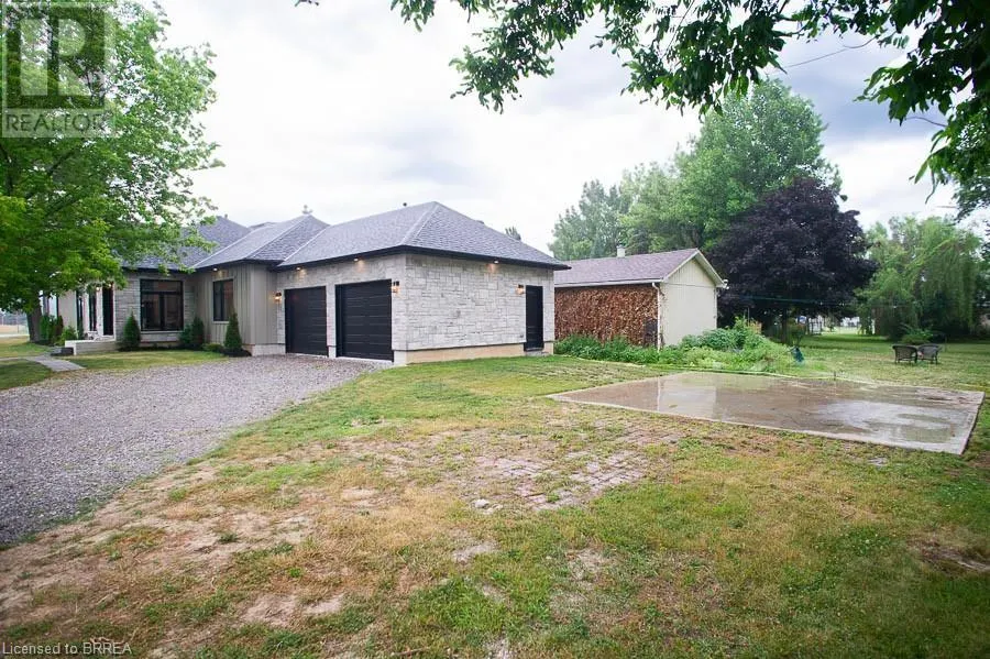 68 HAMILTON PLANK Road