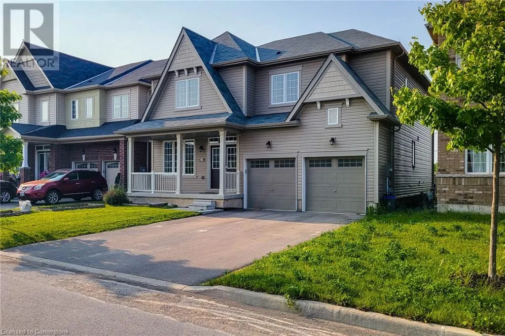 24 ESTHER Crescent