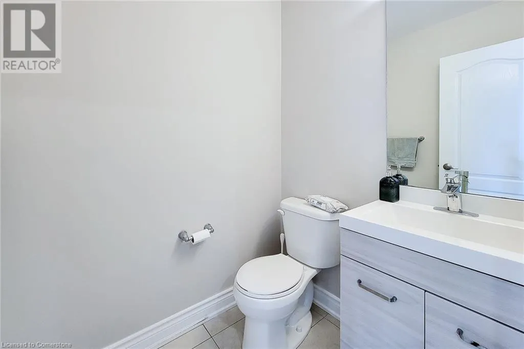24 ESTHER Crescent